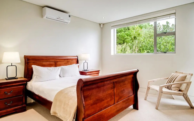 Sea View Sanctuary at Shakawe Villa