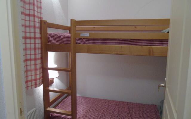 Lou Services Apartment BAA3 LSI 001