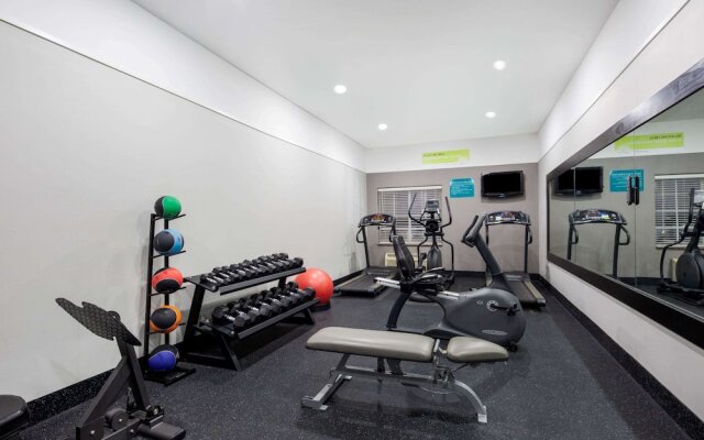 La Quinta Inn & Suites Raymondville