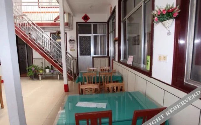 Rizhao Huiqiang YUjia Hotel