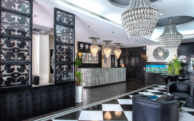 Loumage Hotel & Suites