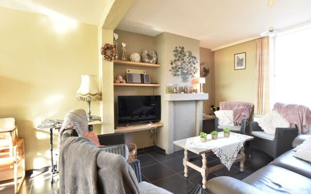 Graceful Holiday Home in Beveren aan de Ijzer With Terrace