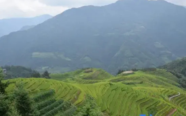 Longsheng Qishanyue Homestay (Qixing Banyue Viewing Platform)