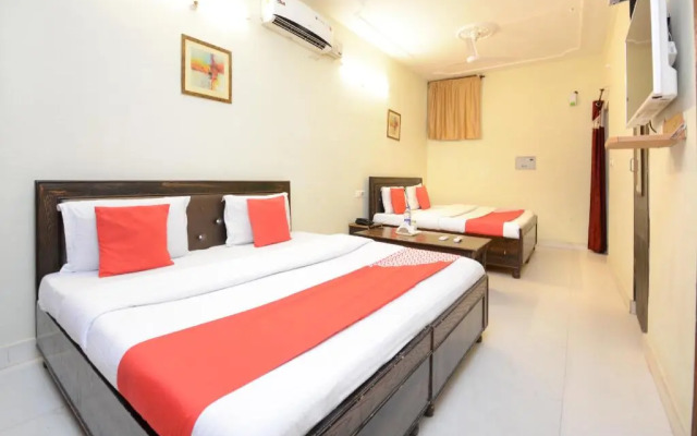 Hotel The Diamond Chandigarh by OYO Rooms