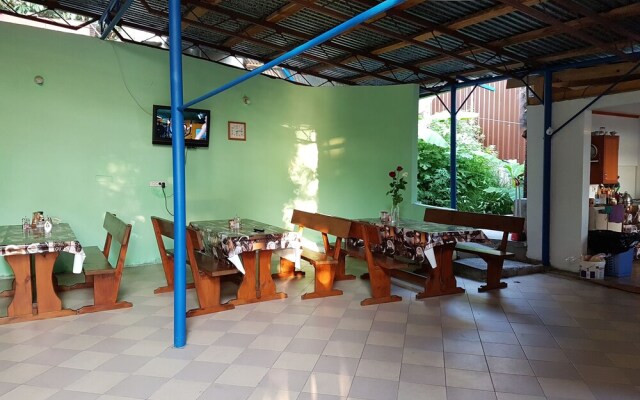 Guest House MishLen