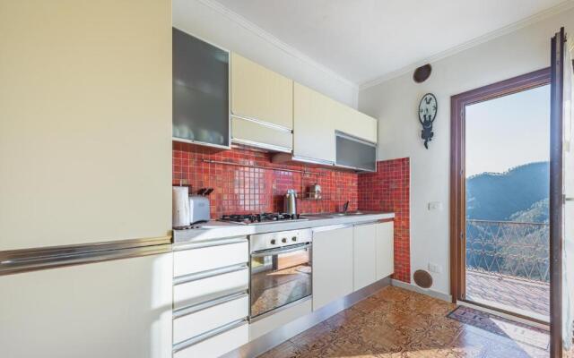 Alpi Apuane Panoramic Apartment