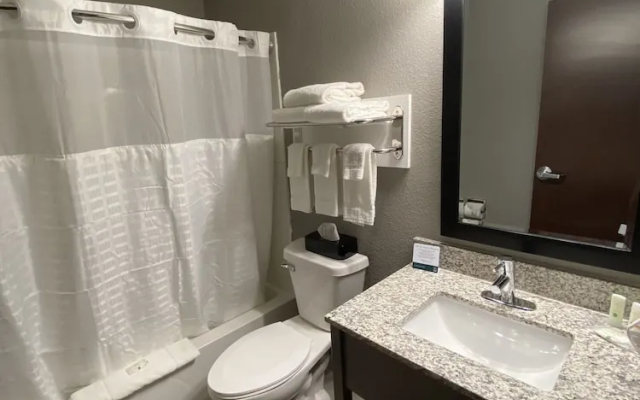 Quality Inn & Suites Hammond, IN