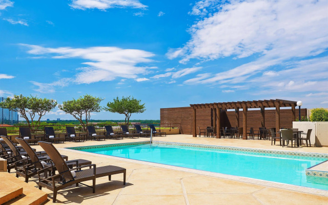 The Westin Dallas Park Central