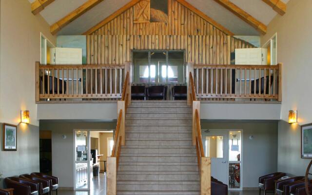 Auberge Bouctouche Inn & Suites