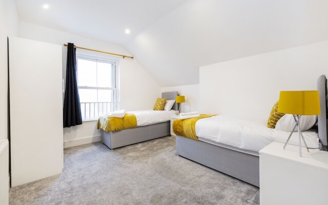 Clifton Down Penthouse