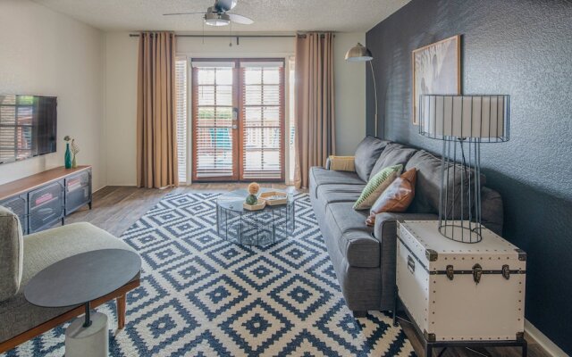 Cozy 2BR Heated Pool 219 by Wanderjaunt
