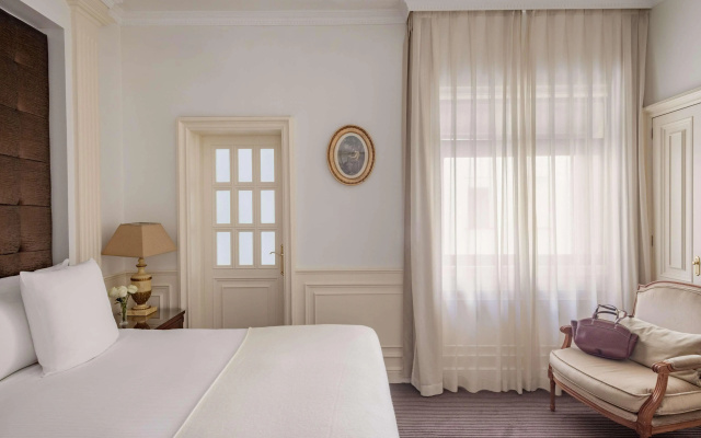 Gran Melia Fenix - The Leading Hotels of the World
