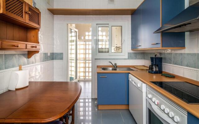 Well-located & Nice Views 2BDR Apt in Los Álamos