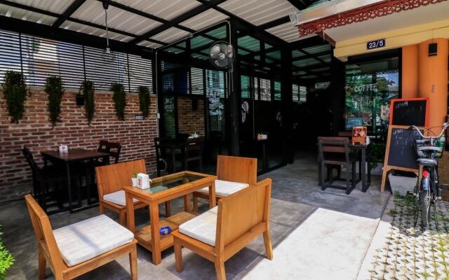 Nida Rooms Moon 235 Walking Street