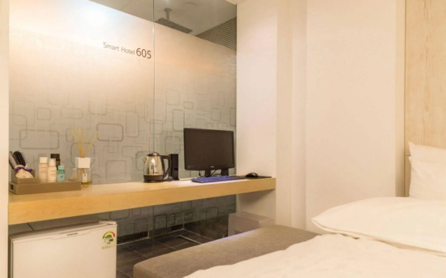 Smart Tourist Hotel