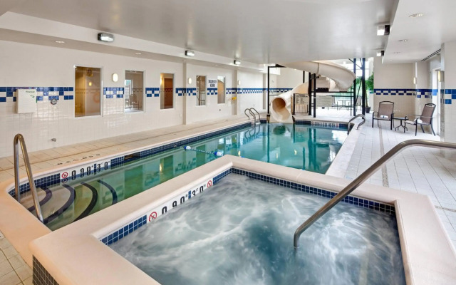 Fairfield Inn and Suites by Marriott Toronto Brampton