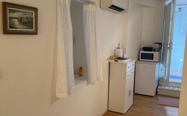 Rooms Sveti Jakov