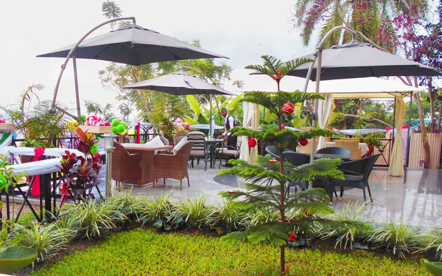 Hill View Hotel & Apartments