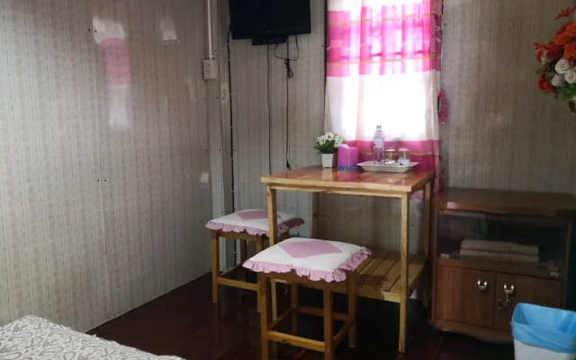 Phaiwan Baansawn Resort