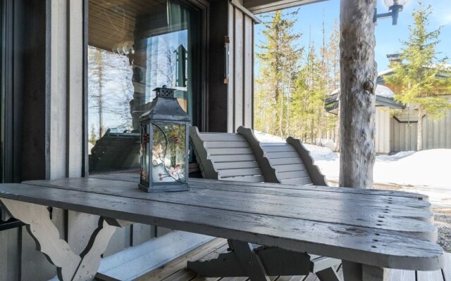 Mustalampi 4 Kyyhkynen Kuusamo