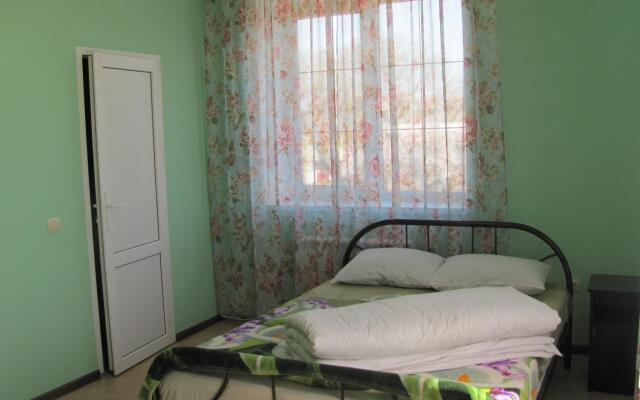 Mini Hotel Rose of Eysk