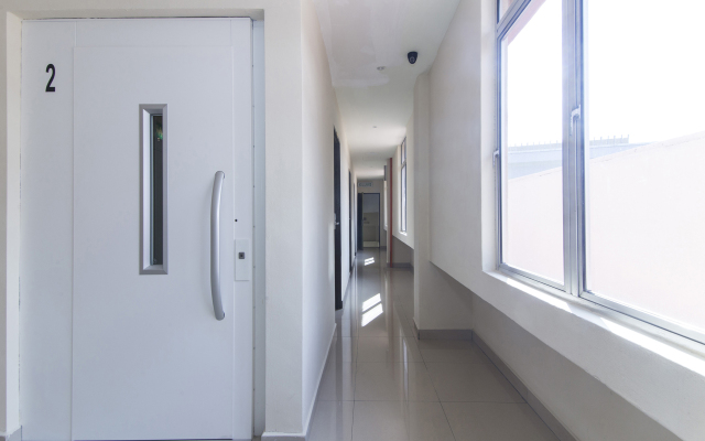 OYO 417 Raintree Boutique Hotel