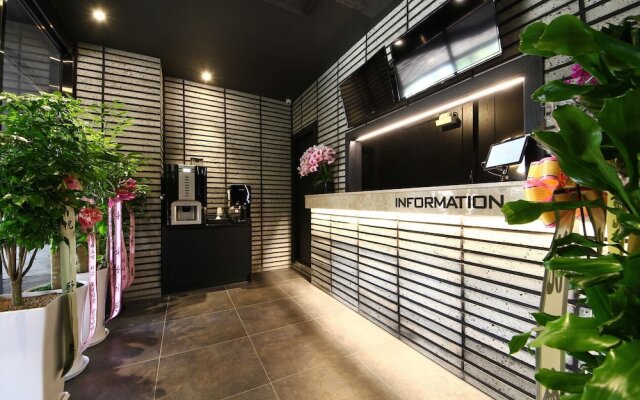Goyang (Jugyo) Stay Bishop Hotel