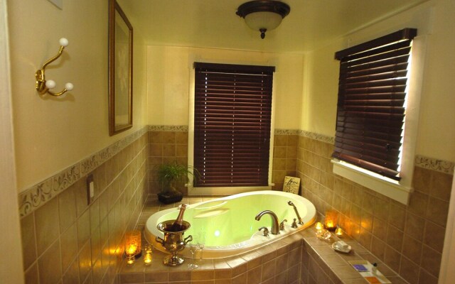 The Magnolia House Inn