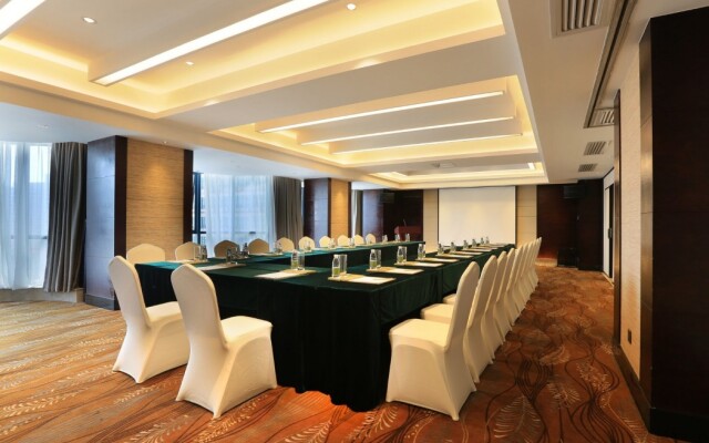Relaxed Season Hotel Shenzhen Dongmen Branch