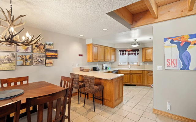 Cinnamon Ridge 1-141