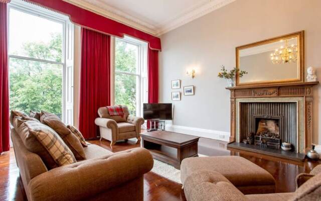 Doune Terrace Apartment: Edinburgh New Town Prime Location