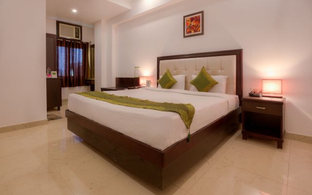 Treebo Shivam Inn Near Singapore Mall