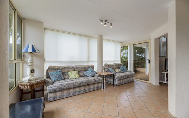 Fabulous Pet Friendly Family Home - 3 Carribean Court