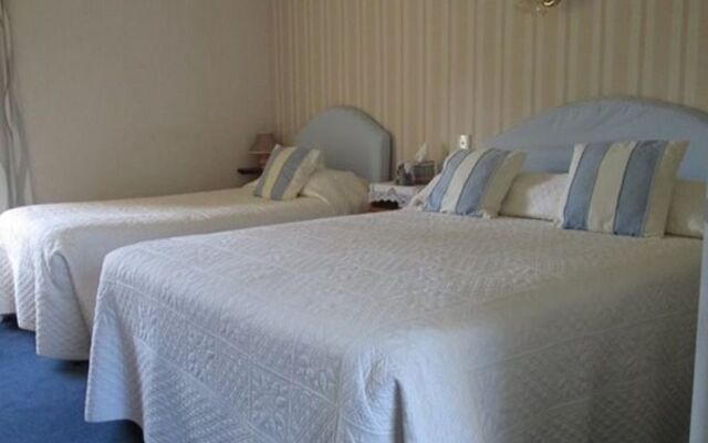 Grey Gables Farmhouse B&B