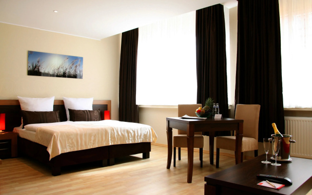 home Hotel