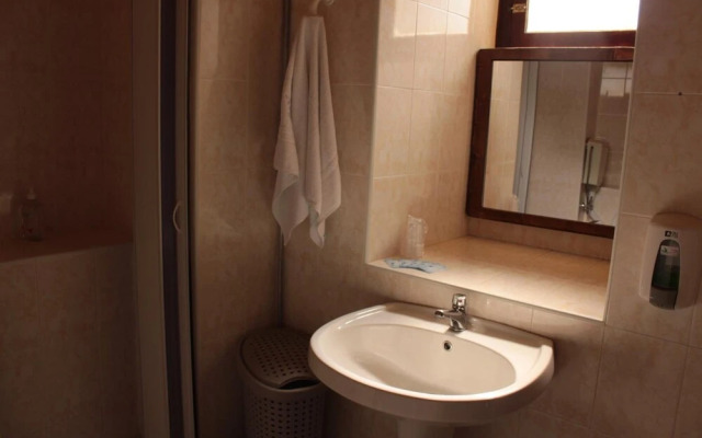 SANTA MARIA DEGLI ANGELI C OSPITALITà