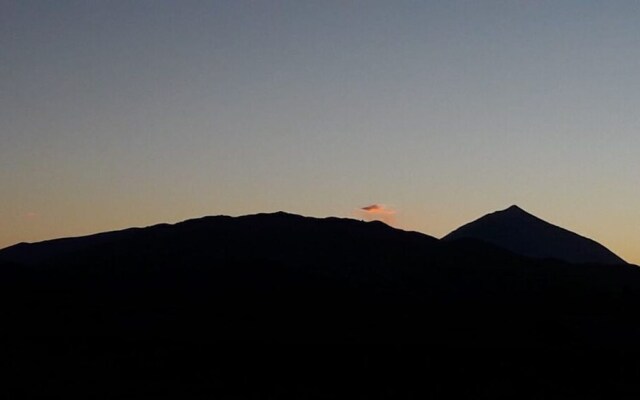 Beautiful Countryside Villa Teide Views