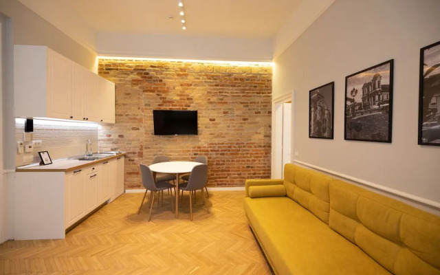Carol Residence