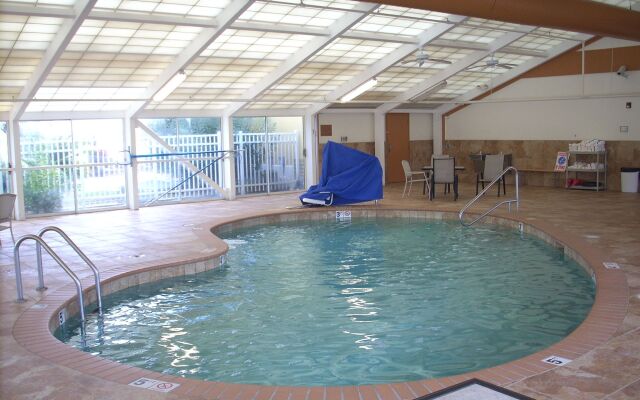 Best Western Plus Vermilion River Inn & Suites