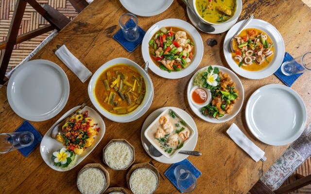 Donsak Orchid Resort