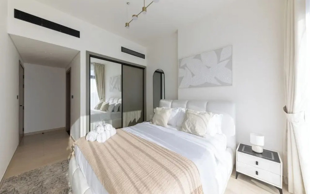 Cozy 1BR in Binghatti Emerald