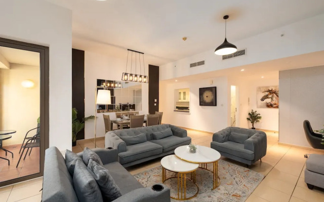 Cozy 3BR Space at JBR Beach Nearby