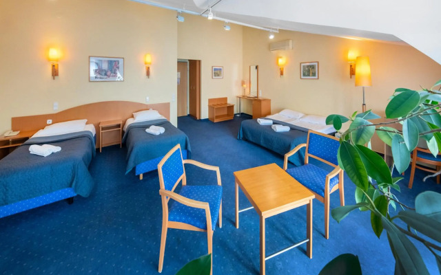 Corvin Hotel Budapest - Sissi wing