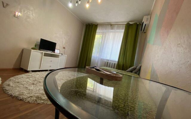 Апартаменты на улице Энтузиастов 37