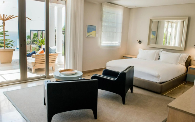 Compass House Boutique Hotel