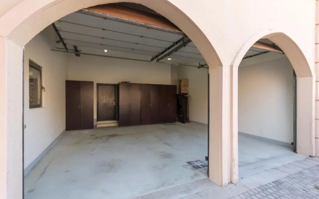 The Palm Jumeirah Villas - Frond A