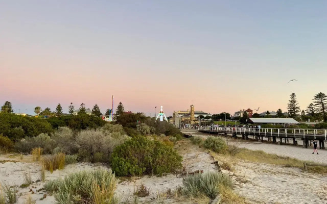 Seabreeze at Semaphore #8 - On the Esplanade