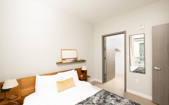 Flexhome Walker's Point 1BR Q2