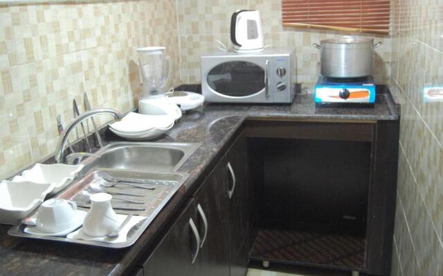 E-Suite Hotel