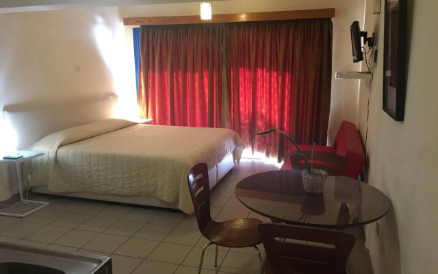 Vrachia Beach Hotel & Suites - Adults only